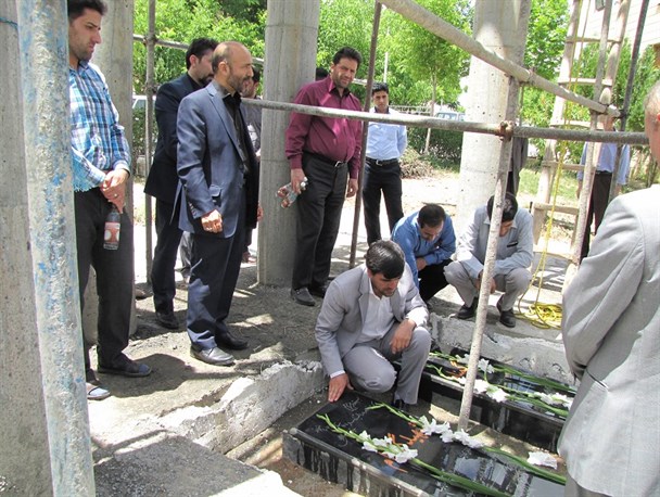 غباررویی مزار شهدای دانشگاه علوم پزشکی کُردستان به روایت تصویر
