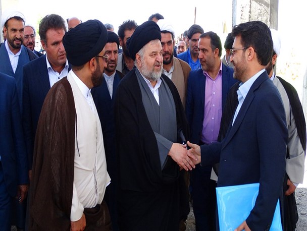 حضور نماینده آیت‌الله سیستانی در الشتر+تصاویر