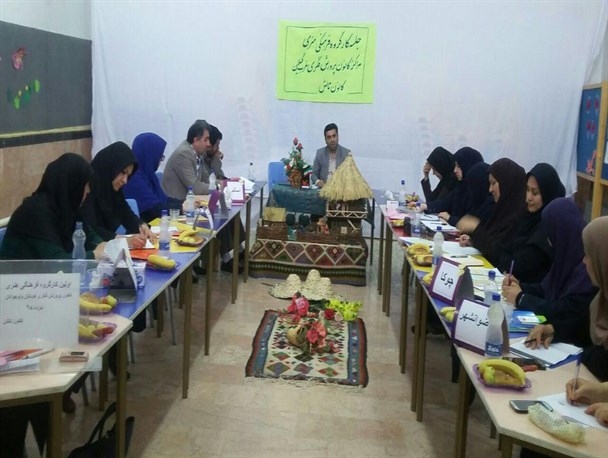 نشست تخصصی کانون های فرهنگی و پرورشی غرب گیلان در تالش
