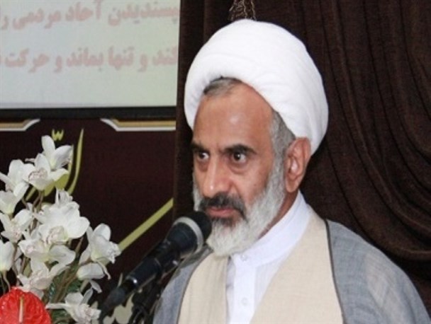 امام خمینی (ره) با احیا دین به گردن ما حق حیات دارد/ مشکل دشمن با ملت ایران بر سر اصول انقلابی است نه انرژی هسته ای