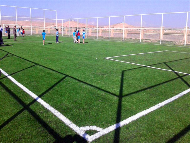 زمین چمن مصنوعی روستای شهیدآباد افتتاح شد