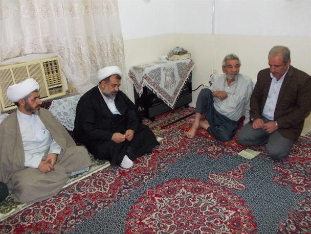 دیدار مسئولین باخانواده شهدا و ایثارگران در گنبدکاووس+تصاویر