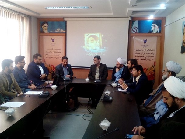 نشست مطالبه‌گرایانه دانشجویی در دانشگاه آزاد اسلامی مشهد برگزار شد