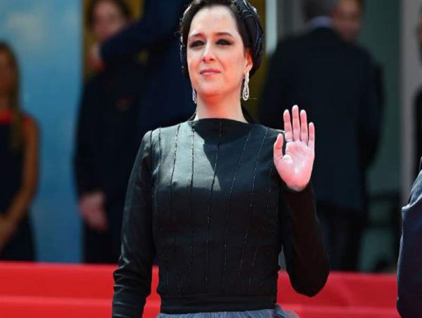 بازیچه دست وطن‌فروشان شدن، هنر نیست/ جشنواره کن مانند سایر جشنواره‌های سینمایی دنیا سیاسی است