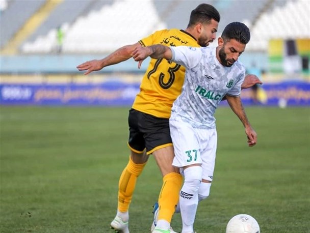 جدال رحمتی و نویدکیا در ایستگاه آخر/ اراکی‌ها به دنبال پایانی خوش بر فصلی پر فراز و نشیب