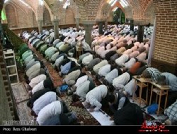 تصاویر/ ماه مبارک درمسجدمقبره تبریز