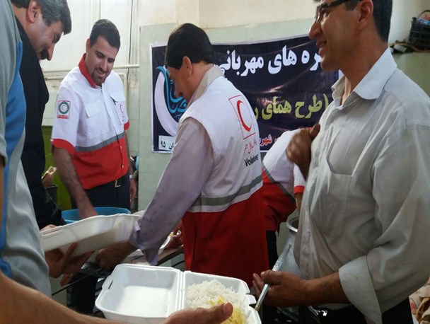 طرح "همای رحمت و سفره های مهربانی " در صحنه برگزار شد