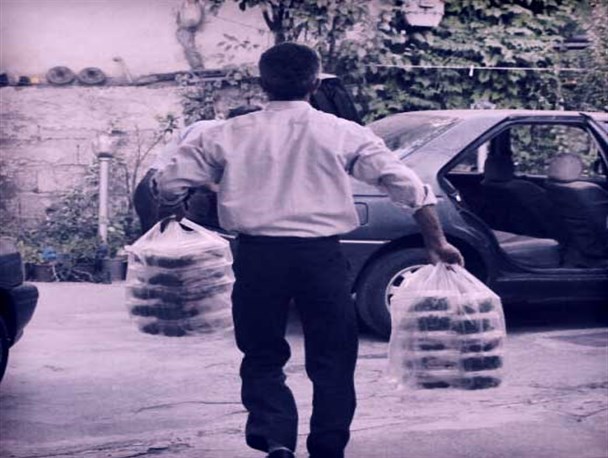 گزارشی از توزیع و برپایی افطاری ساده در آستانه‌اشرفیه