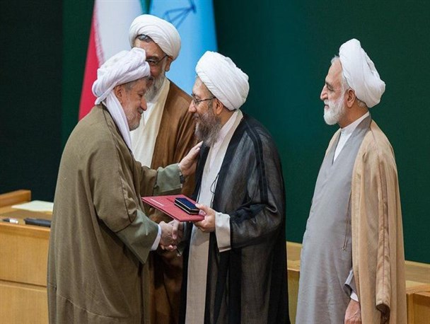 امام جمعه پاوه بعنوان قاضی نمونه کشوری انتخاب شد