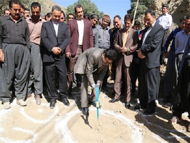 روستای گلین سنندج صاحب گاز می‌شود