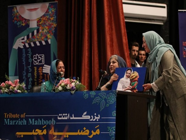 مراسم بزرگداشت مرضیه محبوب در سینما فلسطین برگزار شد / تصاویر
