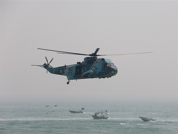 تجدید بیعت با شهدای ایرباس در خلیج فارس؛ محل شهادت لاله‌های آسمانی گلباران شد