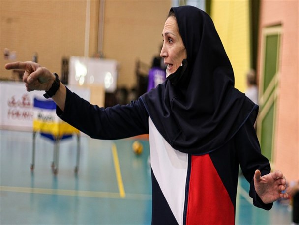 بلوری‌زاده: درتلاشیم تا نسل جدیدی از والیبال زنان ایران را معرفی کنیم