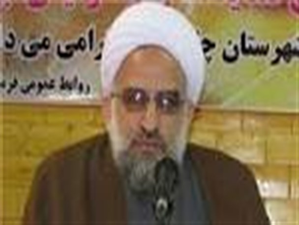 استاندار جواب نامه‌های شورای شهرستان چالوس را بدهد