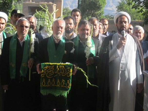 شمیم عطر رضوان در تفرش پراکنده شد