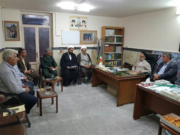 دشمنان اصل انقلاب اسلامی ایران را نشانه گرفته اند