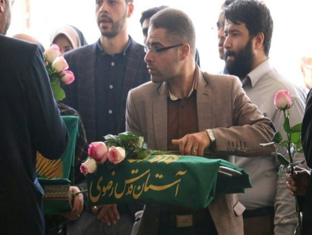 حضور خادمان امام رضا(ع) در بیمارستان شهید چمران اصفهان/ تصاویر