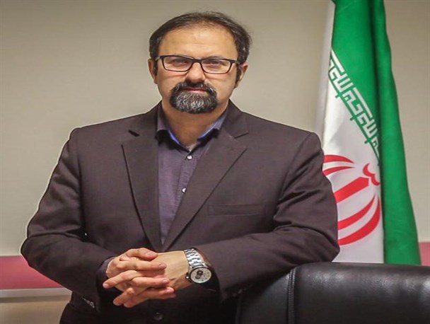 دولت روحانی نیازی به وام داری از طیف های اصلاح طلب و اصولگرا ندارد/ بین اصلاح طلبان و اعتدالیون مرز مشخصی وجود دارد