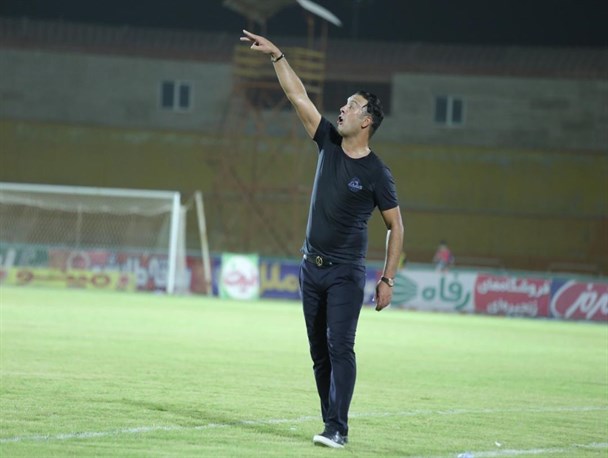 پاشازاده: زورتان در زمین به من نمی‌رسد/ مگر باید تیم جاسوسی داشته باشم؟