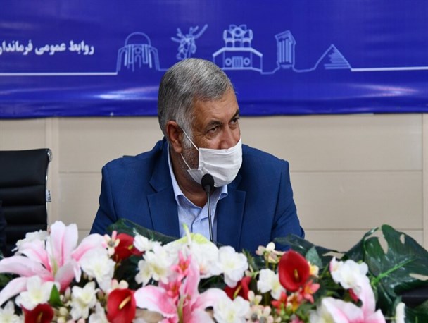 آغاز فصل برداشت پسته و طمع دلالان بر درآمد یک ساله کشاورزان/ تعهدات ارزی سد راه چرخه صادرات پسته