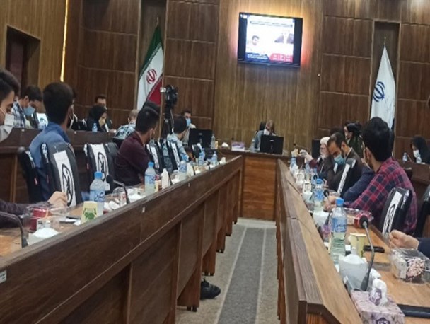 برخی هجمه‌های غیر کارشناسی باعث خود سانسوری نمایندگان مجلس می‌شود