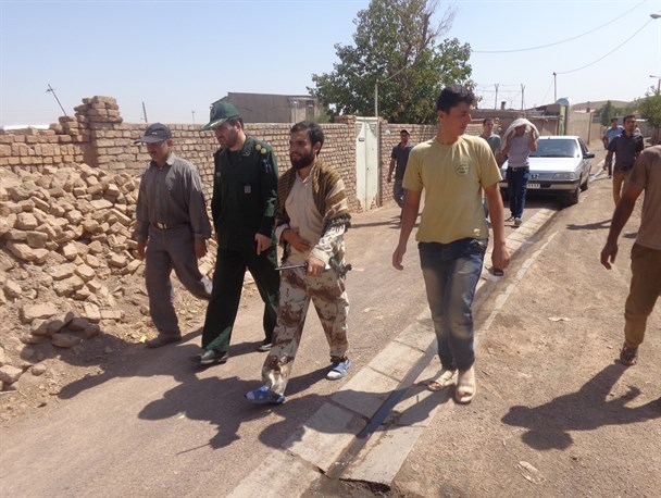 فرمانده سپاه بوئین زهرا از اردوی جهادی روستای آب باریک بازدید کرد