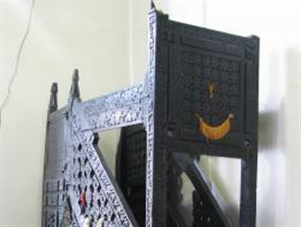 منبر تاریخی مشکول شهرستان کوثر با قدمتی 900 ساله/ شاهکار صنایع چوبی جهان اسلام