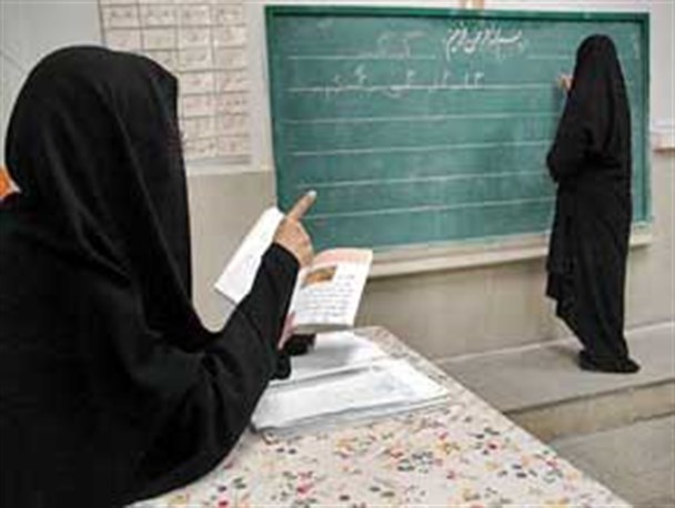 بسیج همگانی در ریشه کنی بی سوادی در بن رود به راه افتد