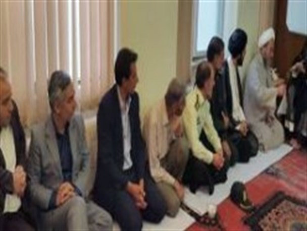 مسئولین شهر گلپایگان با آیت الله صافی دیدار کردند
