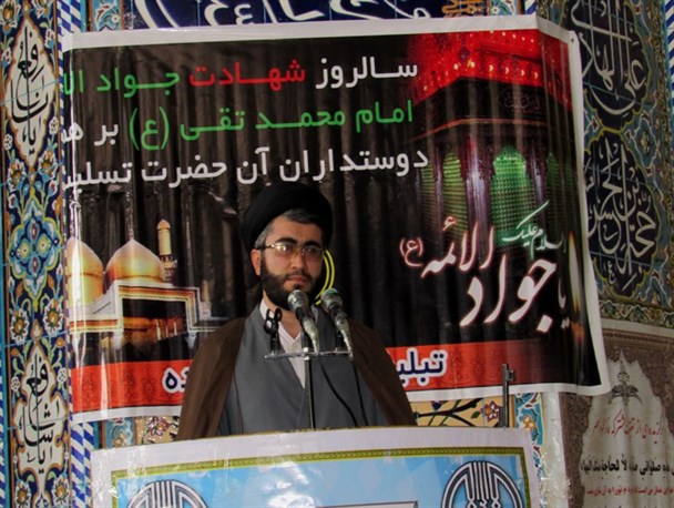 مردم چشم انتظار برخورد قاطع قوه قضائیه و مقننه با حقوق های نجومی هستند