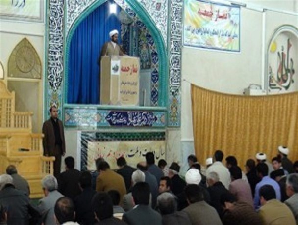 نمایندگان خویشتن داری کنند/تسویه حساب شخصی نمایندگان درست نیست/مردم خواستار آبادانی سیستان هستند