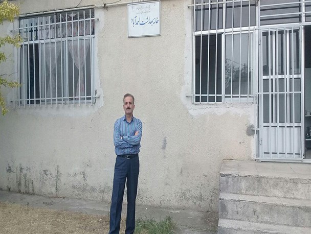 ۲۱ سال است لباس خدمت به تن کرده ام / خوشحالم همسرم بهورز است