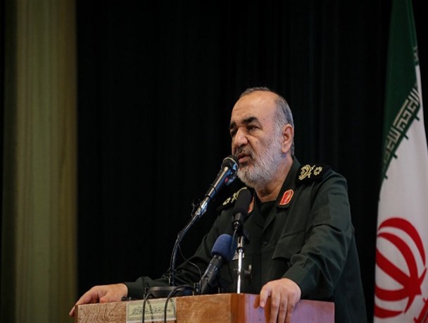 سردار سلامی: مردم دیار رئیسعلی مشعل دار مبارزه با استعمار هستند