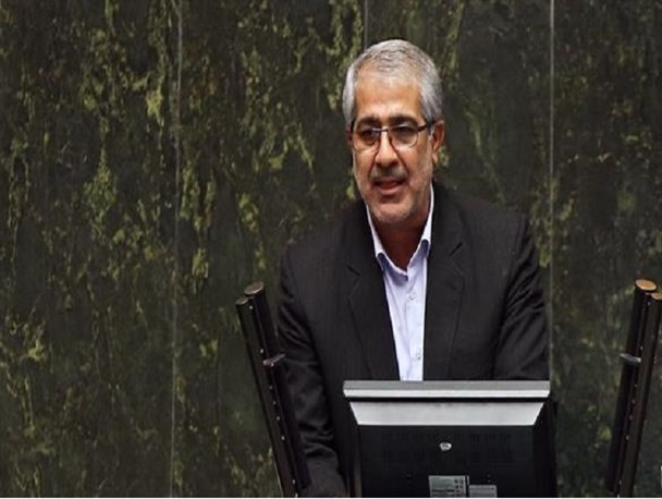 دولت برنامه مدونی برای رفع مشکلات اقتصادی ندارد/ کارگران سد گلرود 8 ماه حقوق نگرفتند