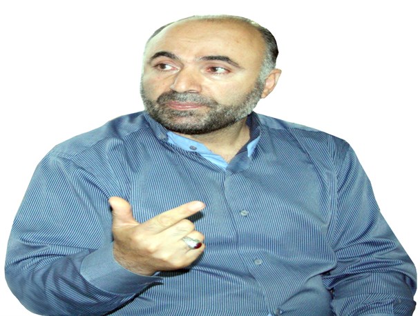 دست دادن ظریف با اوباما به ضرر نظام بود/ قاطعانه به استیضاح ظریف رأی مثبت می دهم