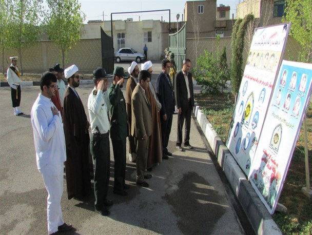 عکس: برگزاری صبحگاه مشترک نیروهای مسلح مستقر در سروستان