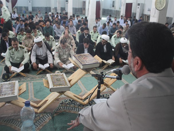 مراسم گرامیداشت جانباختگان حادثه ی منا در مهران برگزار شد+تصاویر