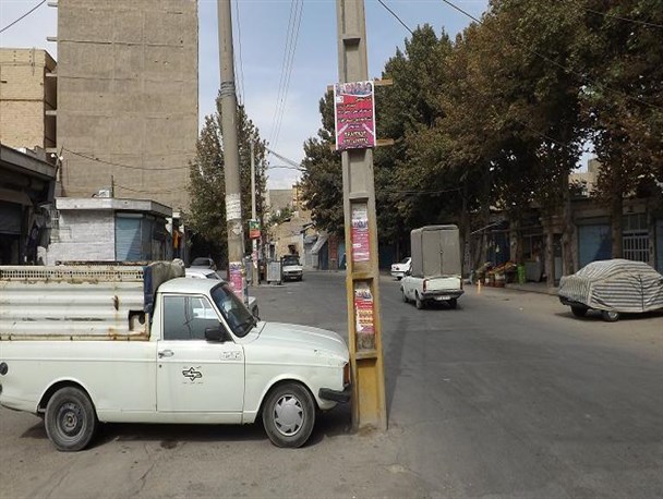 جلسه جابجایی تیرهای چراغ‌برق شهرستان قدس برگزار شد/ نبود روشنایی در برخی معابر باعث کاهش امنیت می‌شود