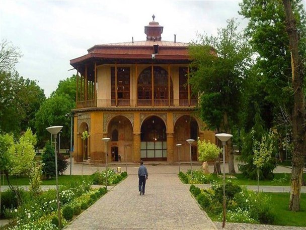 قزوین پایتخت ایران/ کاخ چهلستون تنها کوشک سالم 400 ساله صفوی