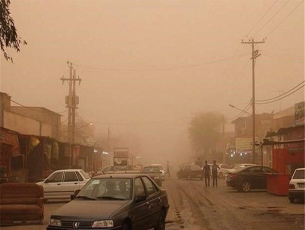 شعاع دید در ماهشهر به ۵۰۰ متر کاهش پیداکرده است