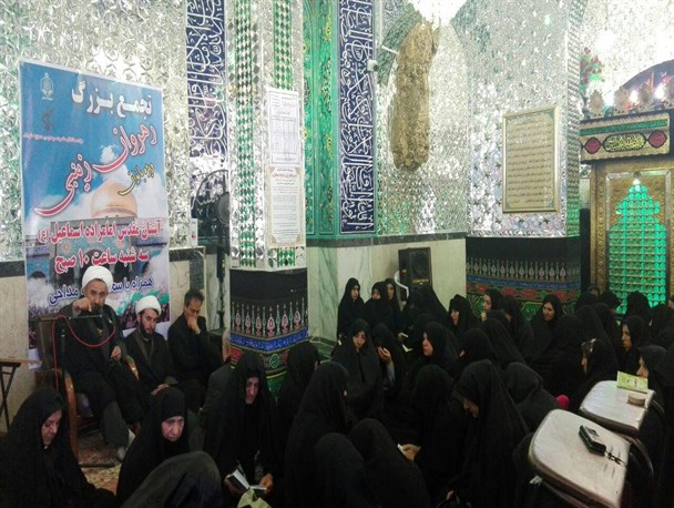 حضرت زینب (س) در کوفه مفسر قرآن بودند/نقش این حضرت در زنده نگه داشتن واقعه کربلا بی بدیل است