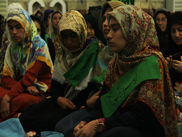 همایش رهروان زینبی با حضور پرشور بانوان اهل سنت