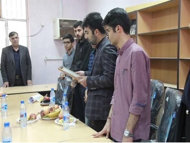 تقدیر فعالین دانشجویی از دکتر اسماعیل ایدنی