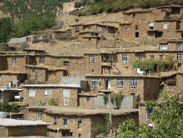 روستای گردشگری پیاوین بانه نیازمند توجه مسئولین و سرمایه گذاران است