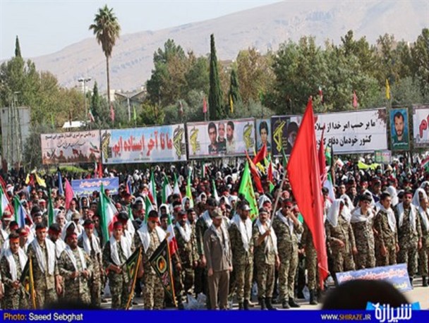 دشمن در تلاش است نگذارد انقلاب به 40 سالگی برسد