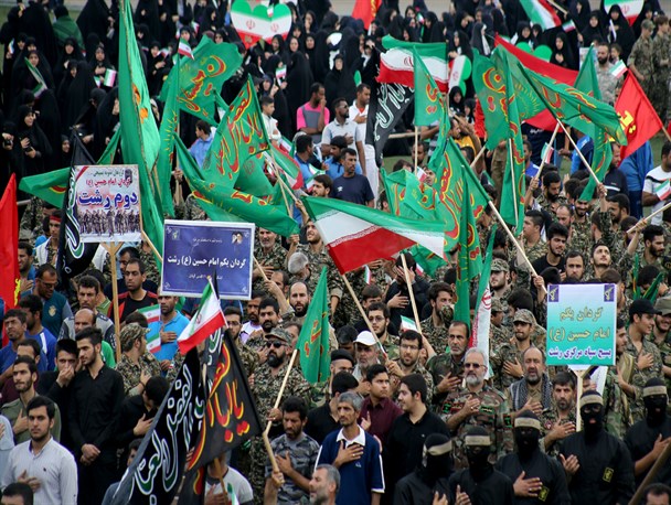 تجمع ۲۰ هزار نفری «اقتدار عاشورایی بسیجیان گیلان» در ورزشگاه عضدی رشت + تصاویر