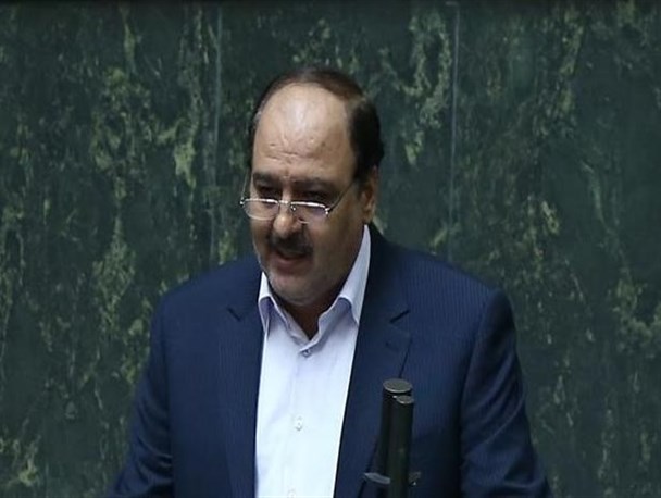 صادرات غیرنفتی ما در 6 ماه گذشته 23 هزار دلار بوده است/ سقوط قیمت دلار ارتباطی با مسئله FATF ندارد