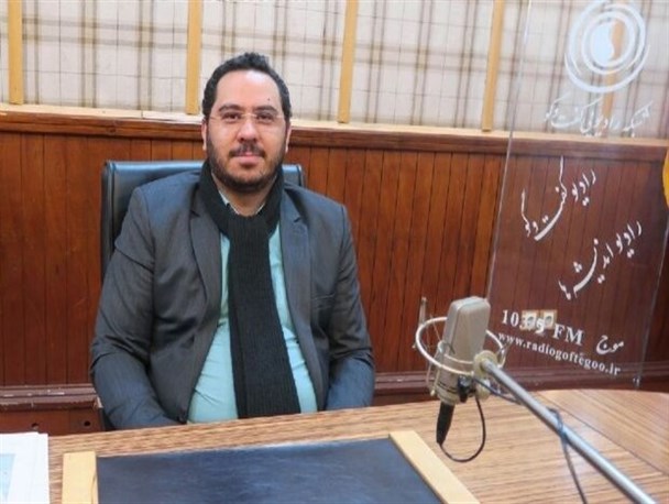 وزارت‌ ارشاد چشم خود را روی مترجمان بسته است/ ما را نمی‌بینند