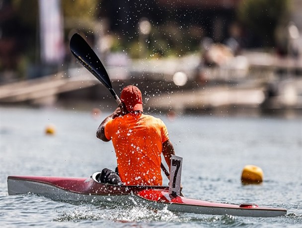 روئینگ قهرمانی کشور| تهران قهرمان بزرگسالان و جوانان شد