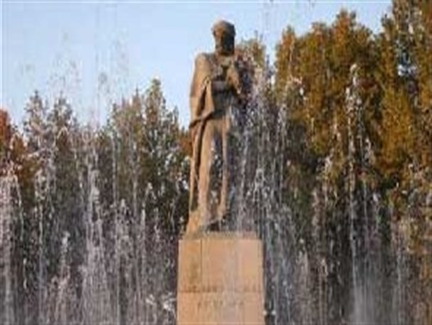 رونمایی از اولین پارک مشاهیر محلی و شهرستانی کشور